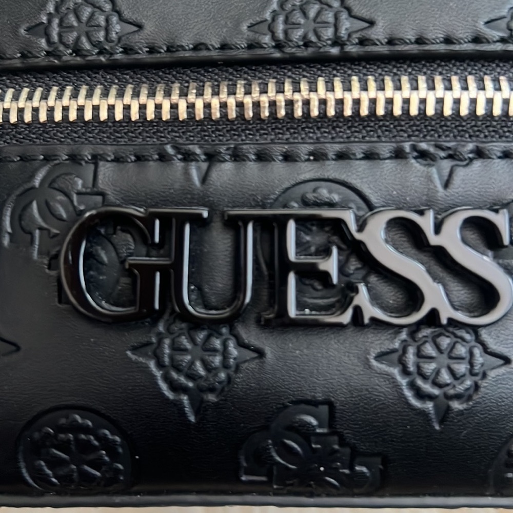 Guess backpack - Picture 2 of 10